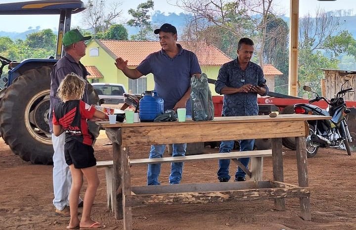 Associativismo: Comissão de Vereadores participa de Assembleia Ordinária na associação Asprorio