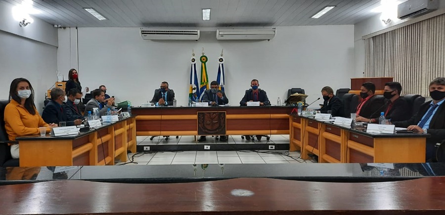 Com esforço concentrado Câmara de Vereadores aprova 22 matérias na sessão de ontem