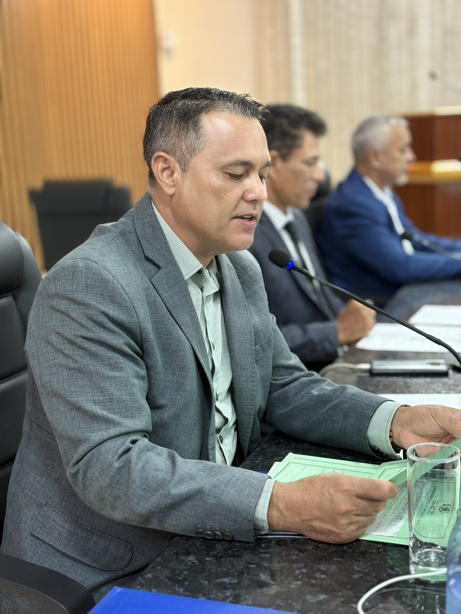 Câmara de Espigão d’Oeste aprova mais de R$ 4,2 milhões em investimentos durante sessão desta quinta-feira (16)