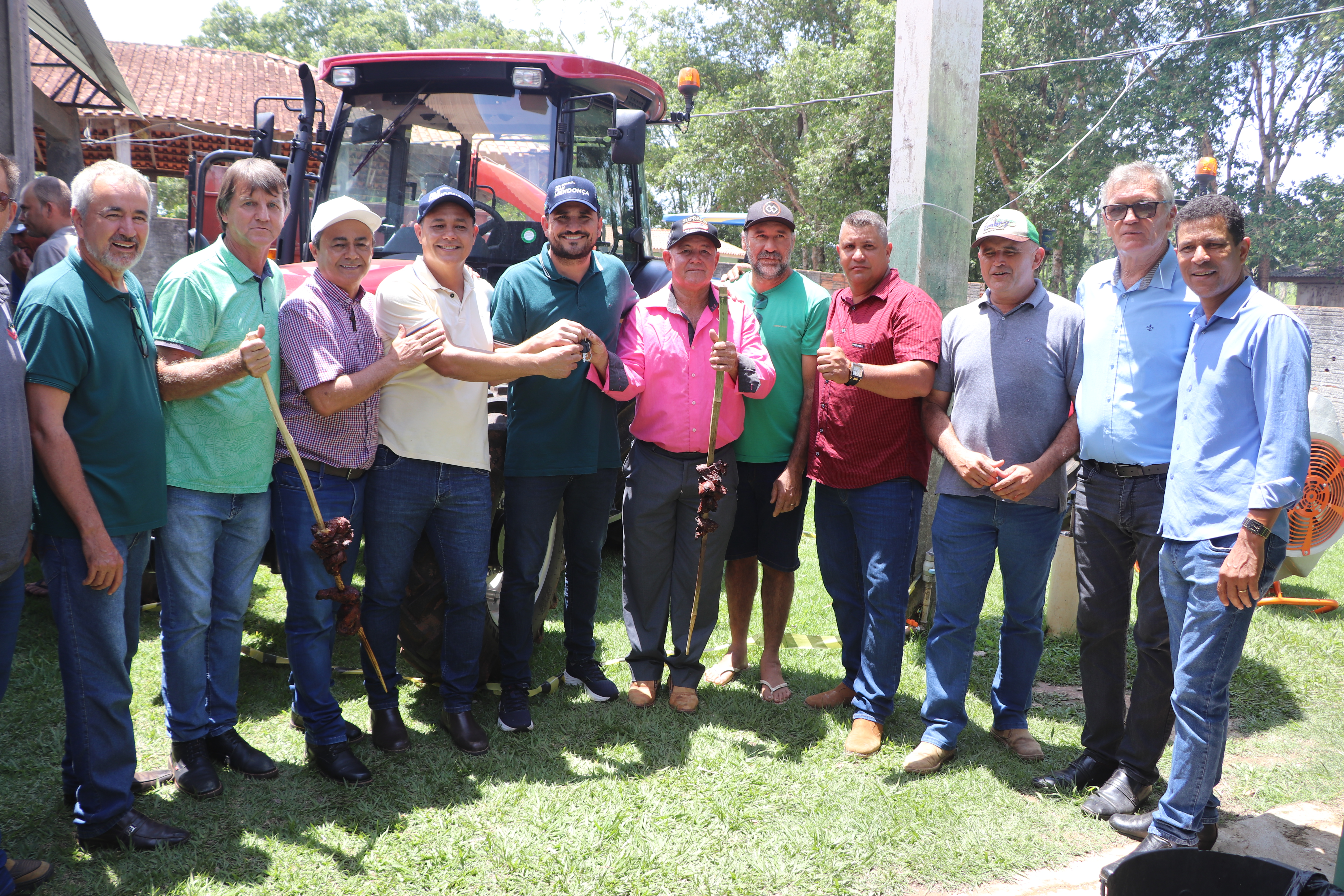 Associação de Produtores da Região do Seringal recebe novos implementos agrícolas