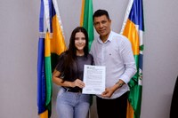 Câmara dá posse e boas-vindas à nova servidora Raissa da Silva Souza