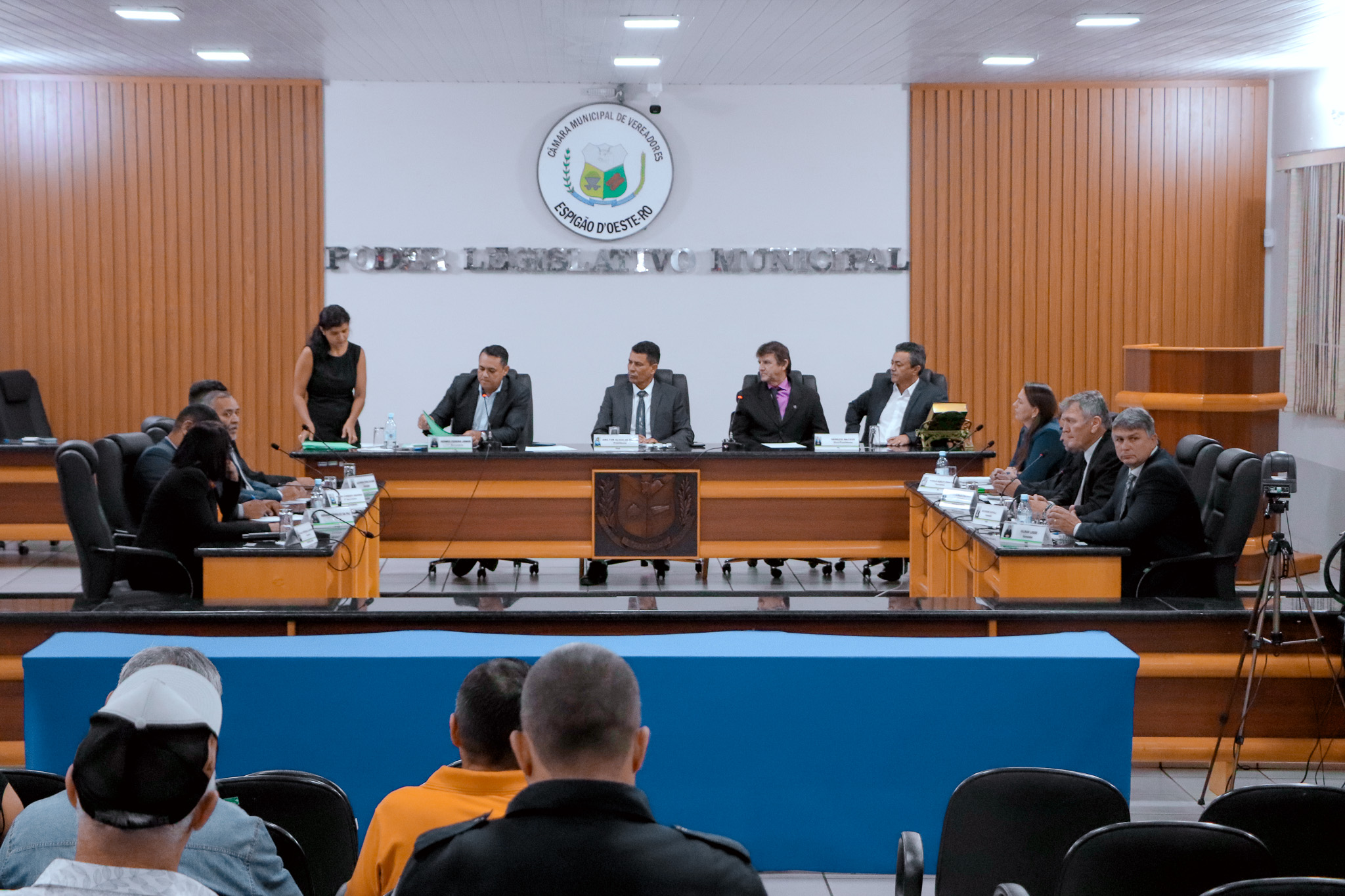 Câmara Municipal de Espigão do Oeste realiza a 1ª Sessão Ordinária da 11ª Legislatura