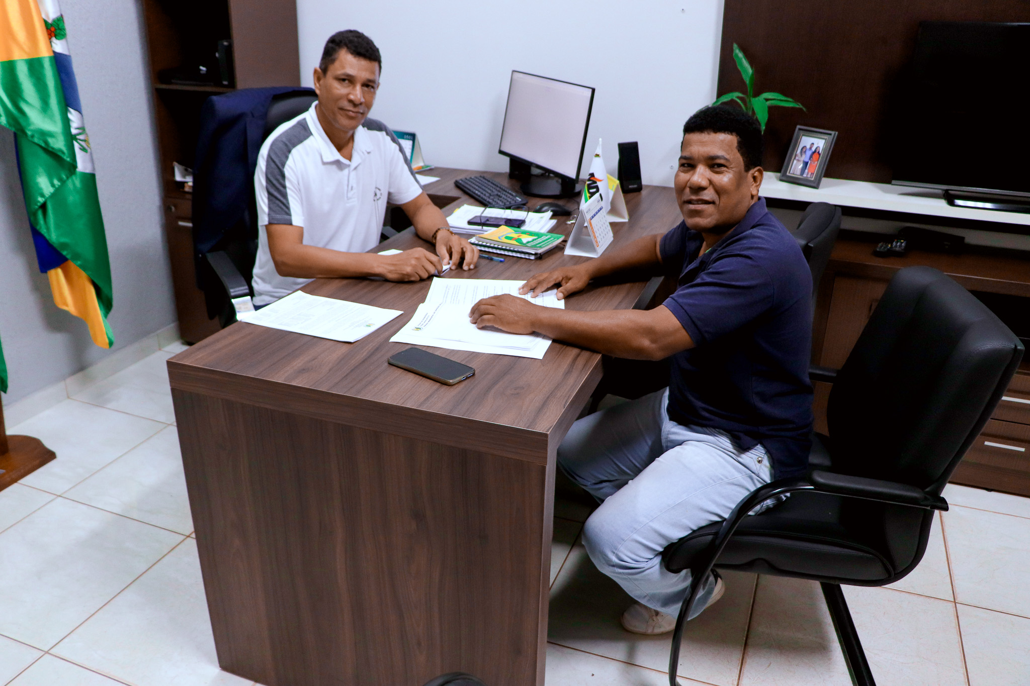 Presidente da Câmara de Espigão do Oeste busca garantir direitos dos servidores