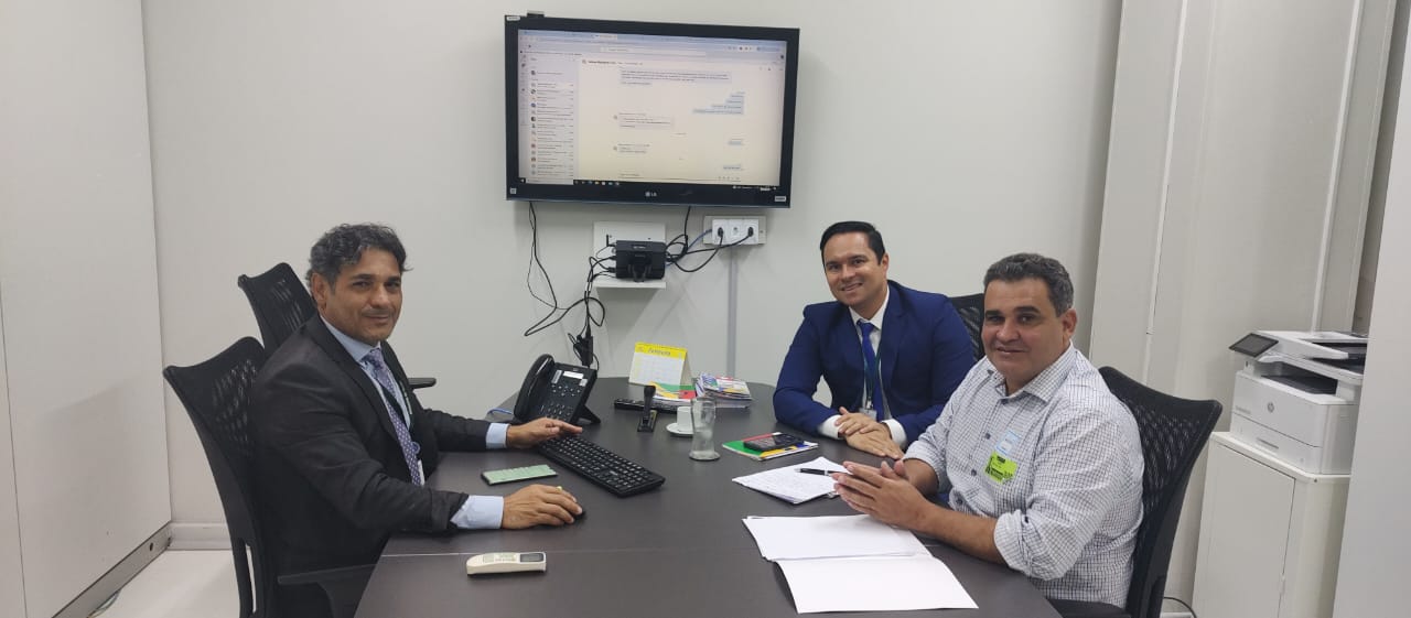 Vereador Waltinho Busca Apoio Junto à Deputada Federal Silvia Cristina para Obras da Saúde em Espigão do Oeste