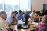 Vereadores participam de reunião no gabinete do Prefeito para discutir o Orçamento Municipal 2026