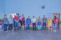 Vereadores participaram da inauguração do piso do barracão do Centro do Idoso.
