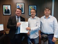 Junto a Seagri, vereadores Zonga e Gilmar solicitam colheitadeiras e ensiladeiras para o 3º setor