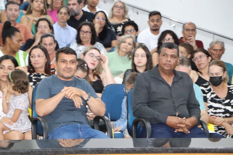 Parceria do DER tem auxiliado a trafegabilidade pelo interior de Espigão do Oeste