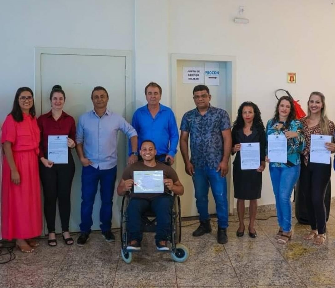 Poder Legislativo prestigia a posse dos novos Conselheiros Tutelares de Espigão do Oeste 