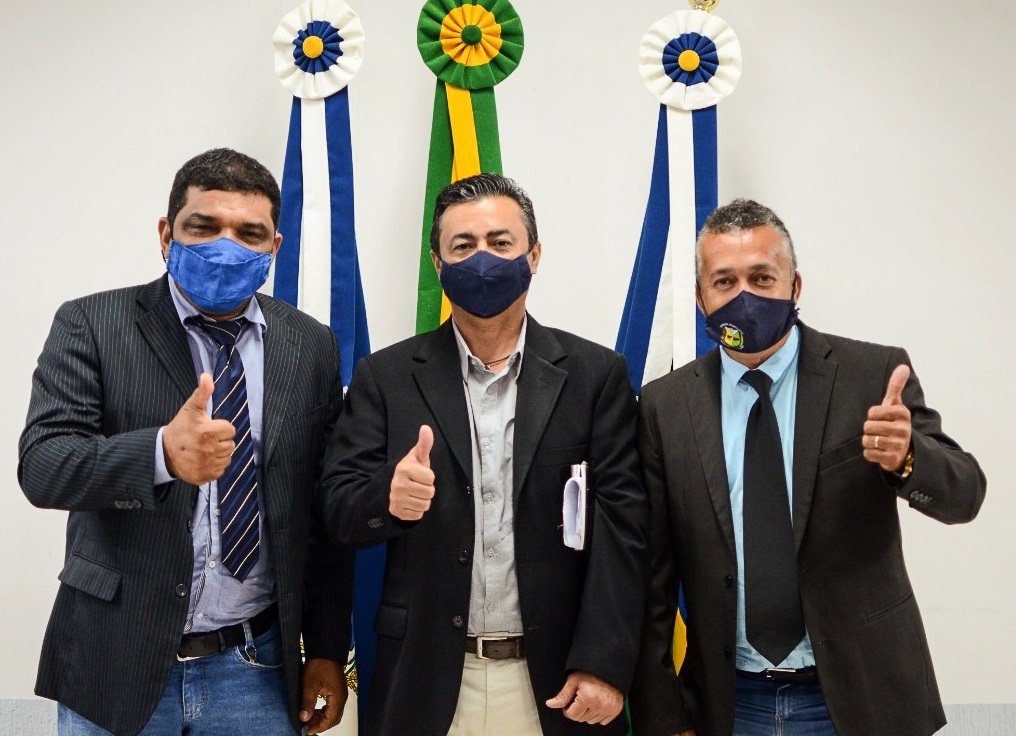 Prefeito Weliton Campos nomeia o vereador Cocó como líder do executivo na câmara