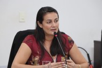 Projeto de Lei da vereadora Delker visa atender mulheres vítimas de violência doméstica