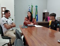 Sensei Moisés da academia Dragões do Norte busca informações sobre o Projeto Bolsa Atleta