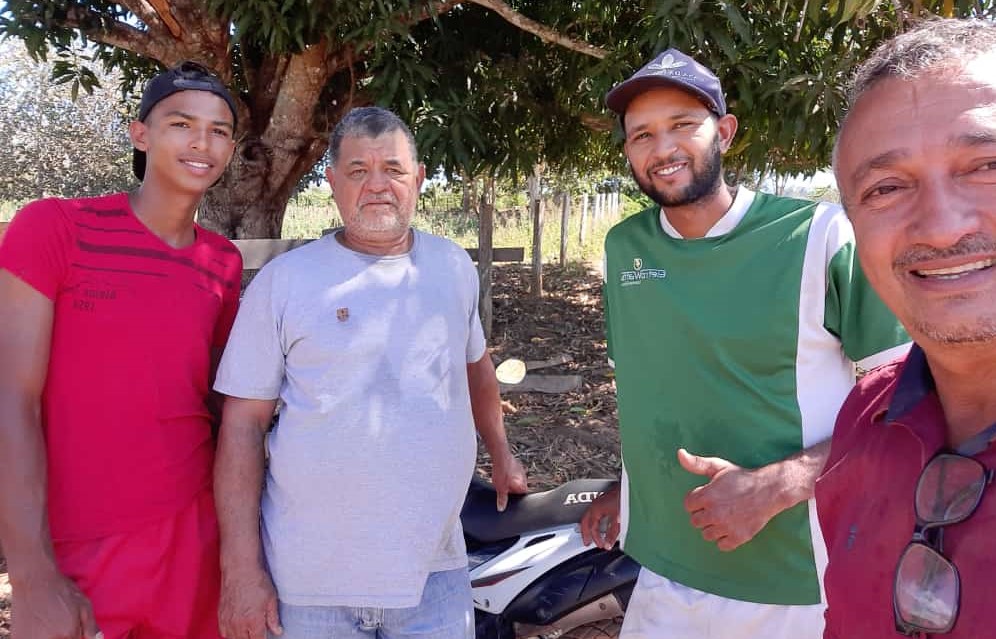 Vereador Cocó Novaes visita comunidades no interior e ouve moradores