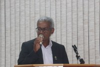 Vereador Joel Correia pede limpeza nas ruas do distrito Flor da Serra