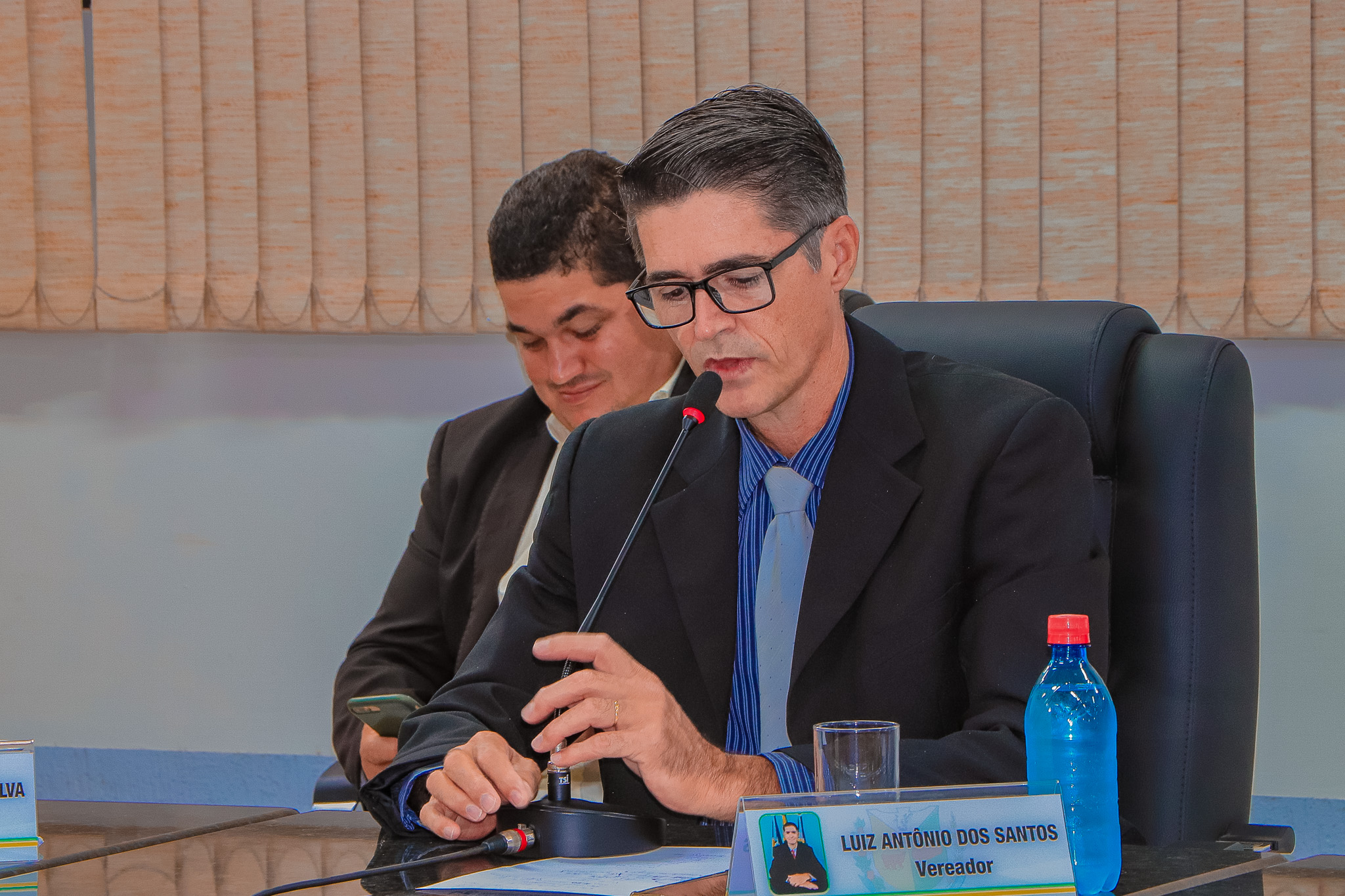Vereador Luiz Antonio apresenta Projeto de Lei que prevê controle de natalidade de cães e gatos na cidade.