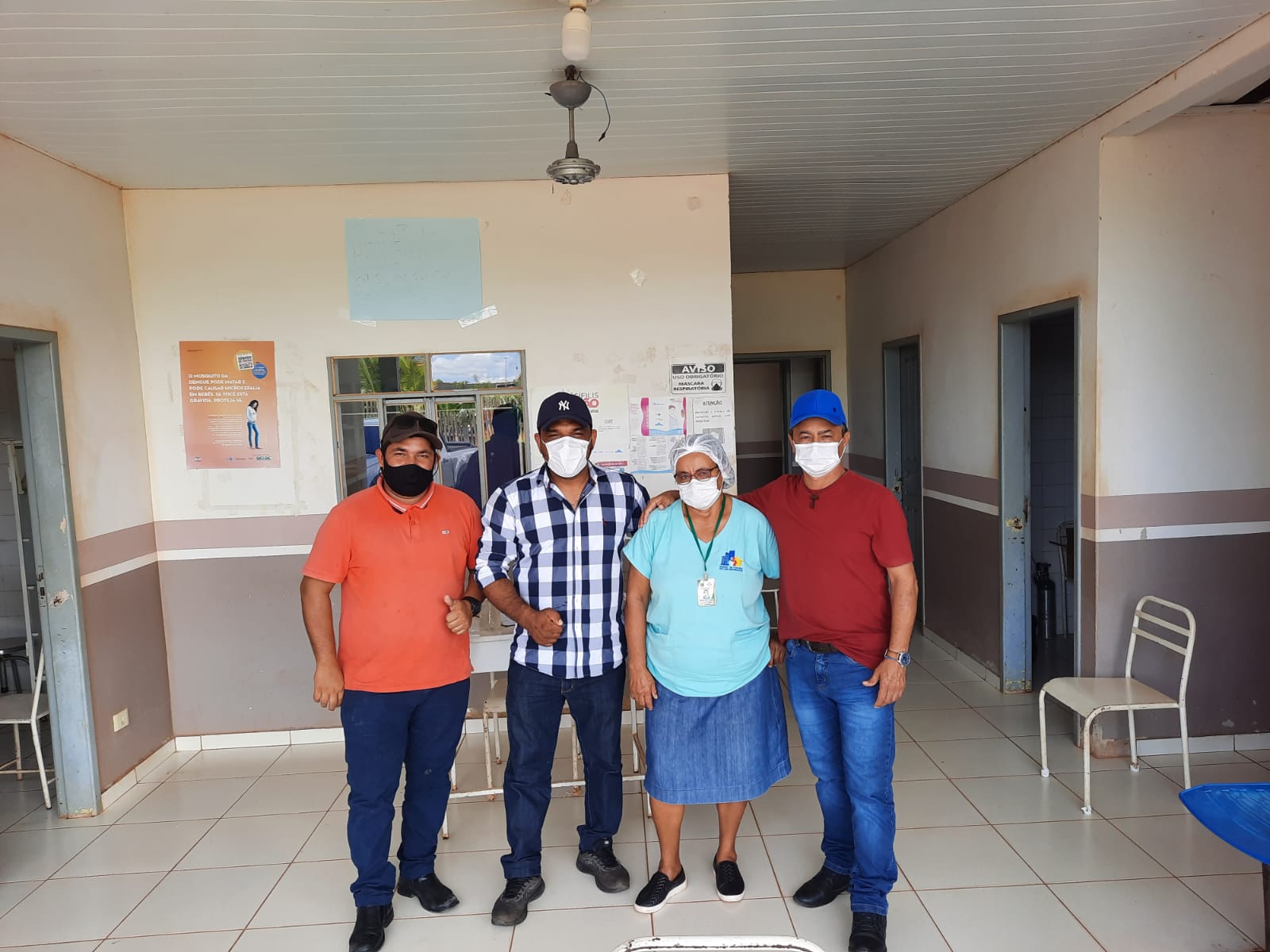 Vereadores Bahia e Adriano da Ambulância visitam Posto de Saúde do Nova Esperança e solicitam melhorias para a Unidade ao chefe do Executivo.